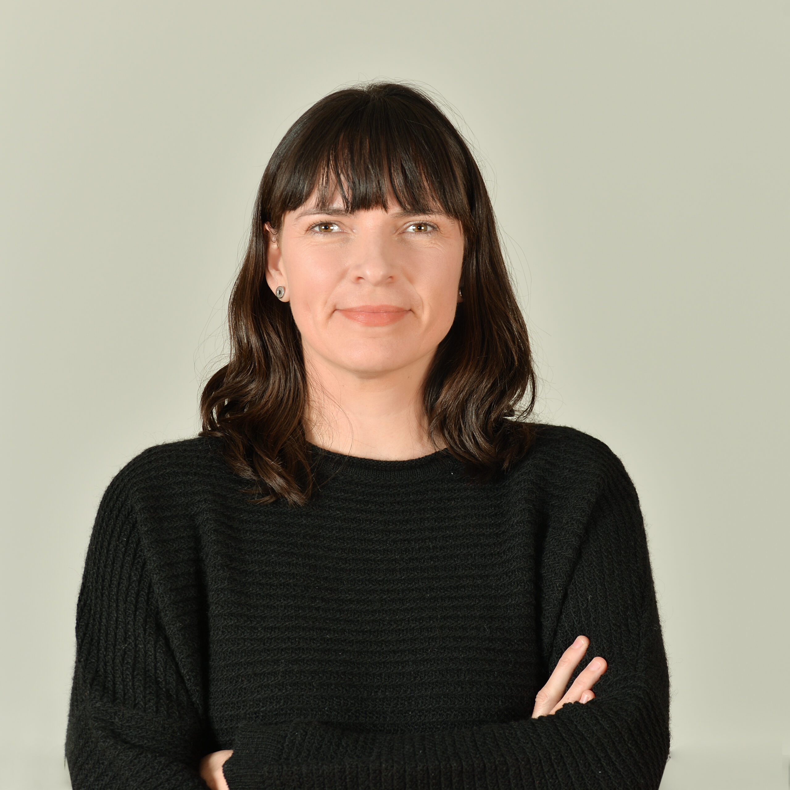 Profilbild von Dr. Claudia Hildenbrandt in einem schwarzen Pullover.